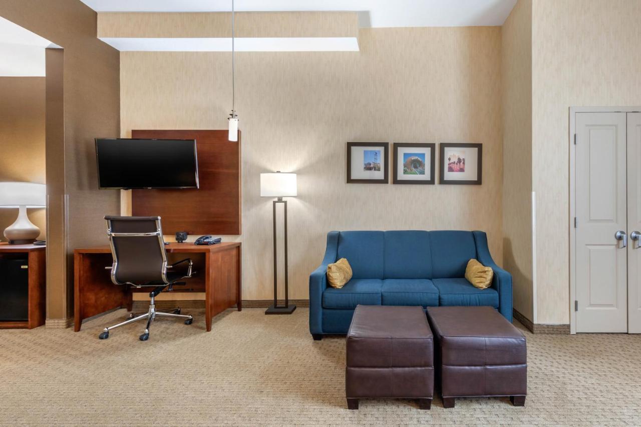 לה פואנטה Comfort Suites Near City Of Industry - Los Angeles מראה חיצוני תמונה